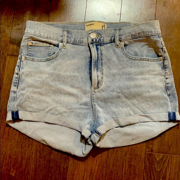 Light Wash High Rise Jean Shorts Size 13